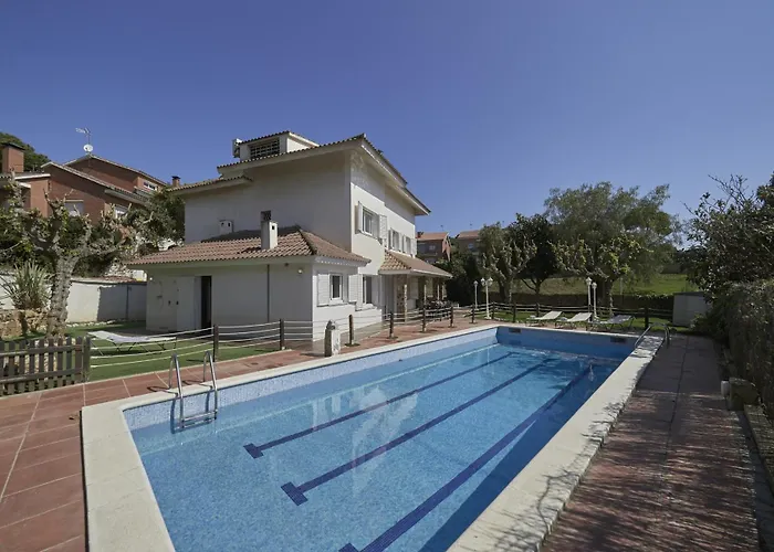 Villa Julia | 14Pax. 5' Sea & Train